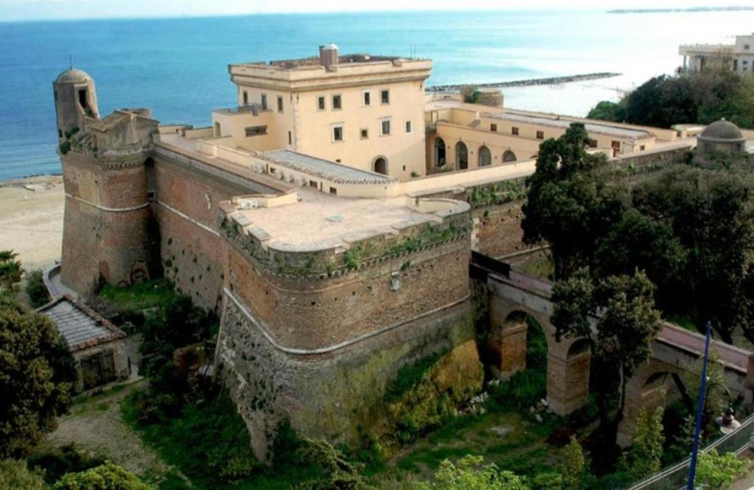 Nb B&B Apartments Nettuno Bagian luar foto